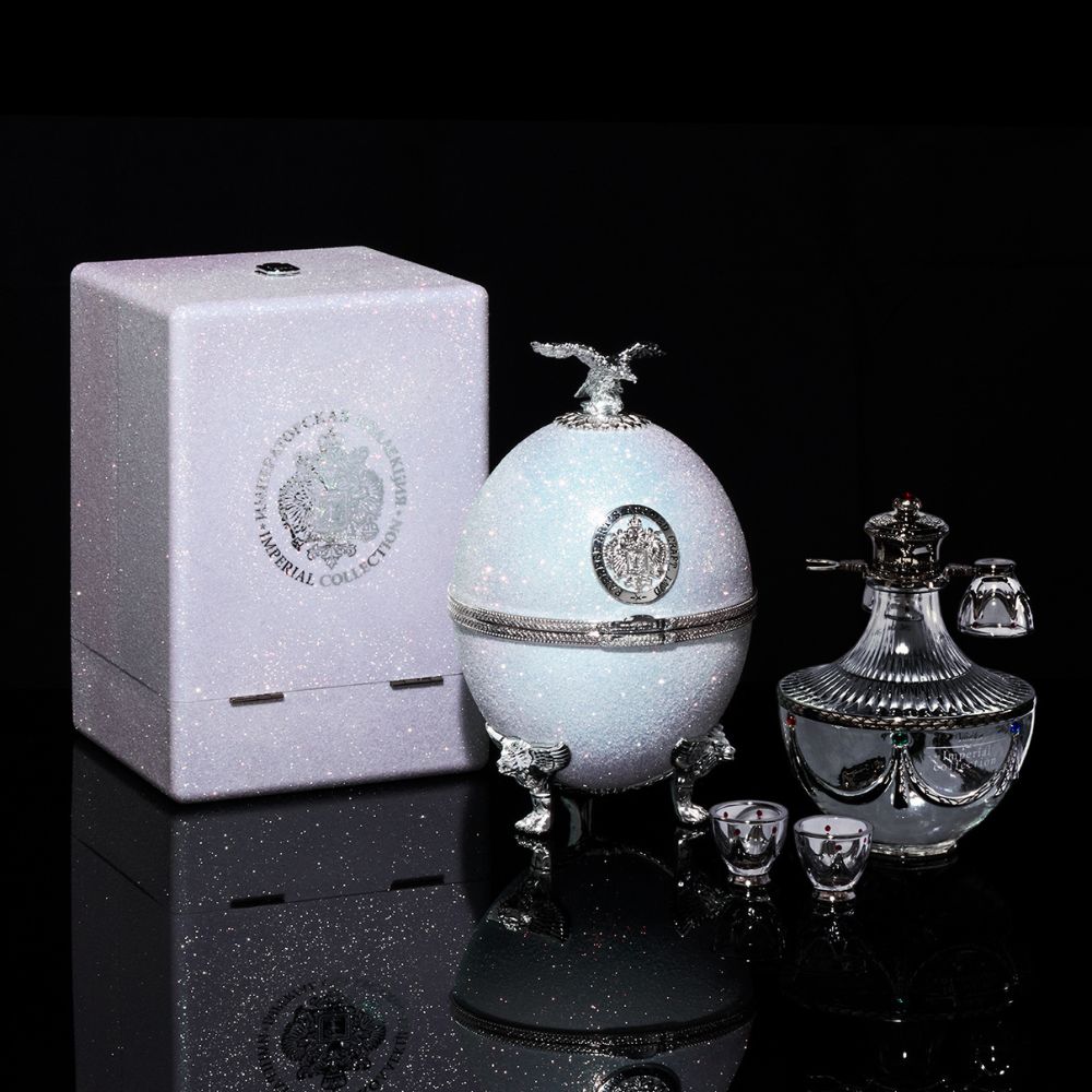 ラドガ インペリアルコレクション スノーグリッター 箱付 700ml 40% スピリッツ ウォッカ ラトビア