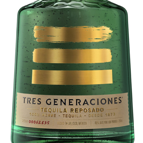 テキーラ トレスジェネレーション レポサド 40% 750ml 箱なし