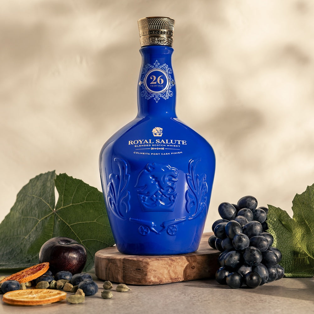 ローヤルサルート　青 ローヤルサルート 21年 青 陶器ボトル - お酒買取専門店ネオプライス